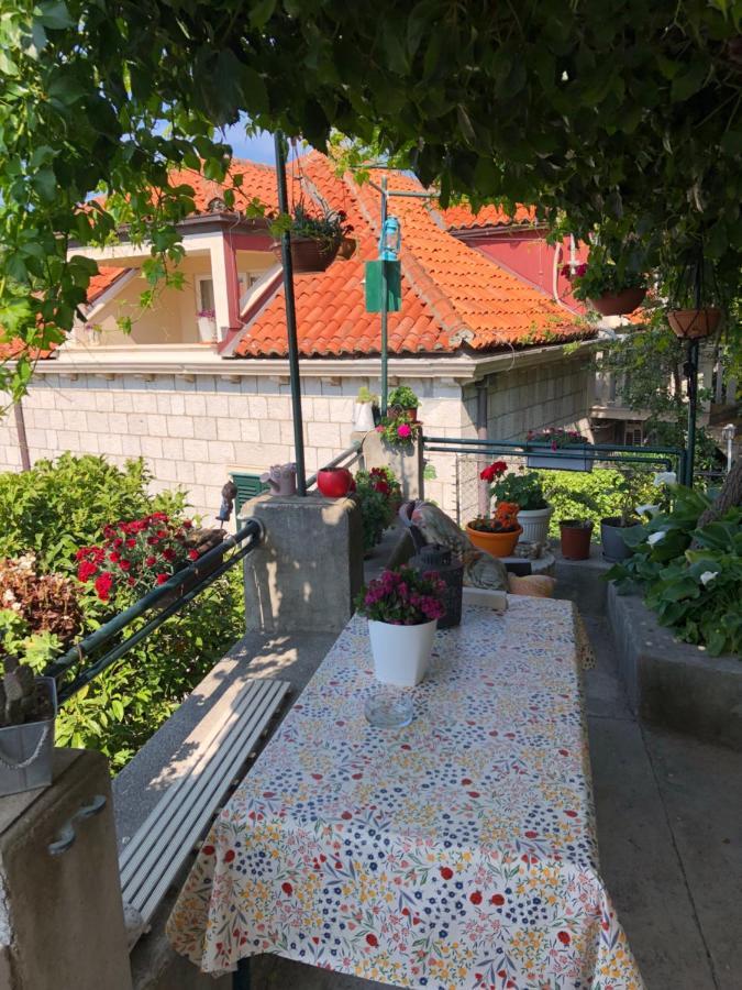 דוברובניק Guesthouse Manda מראה חיצוני תמונה