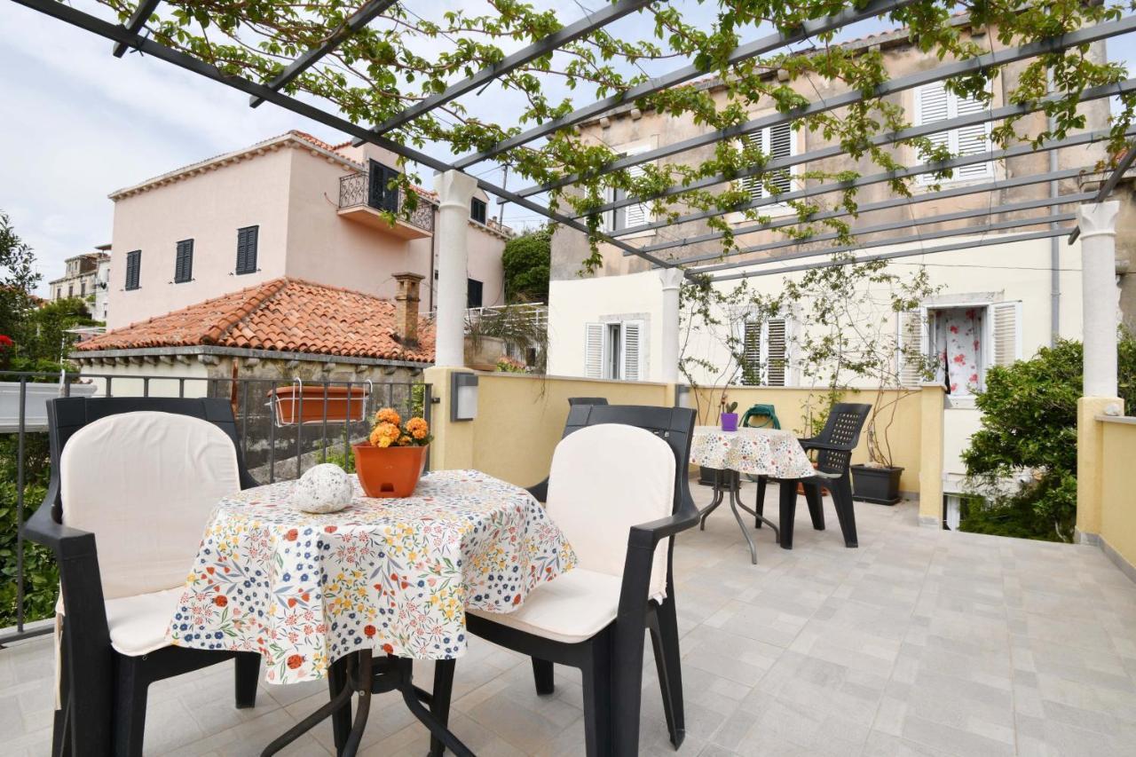 דוברובניק Guesthouse Manda מראה חיצוני תמונה